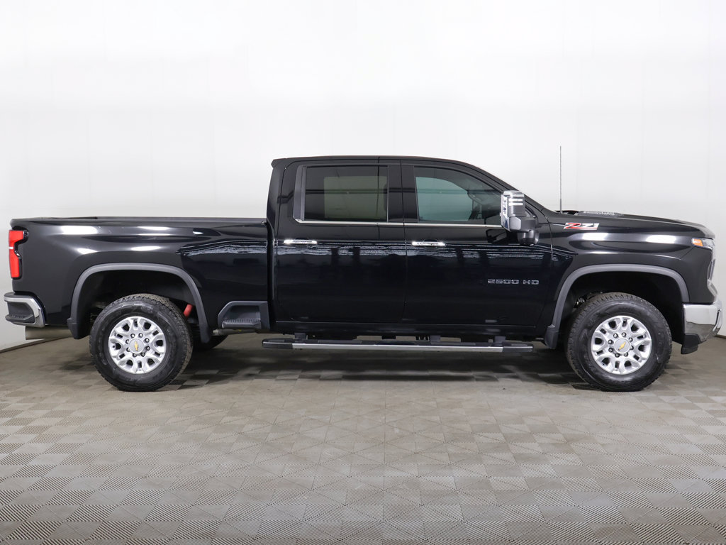 Used 2024 Chevrolet Silverado 2500 LTZ w/ LTZ Convenience Package AWD/4WD image 24