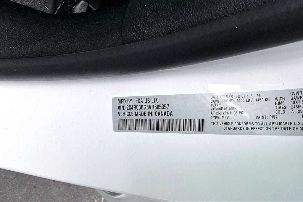 New 2027 Chrysler Pacifica Select AWD/4WD image 11
