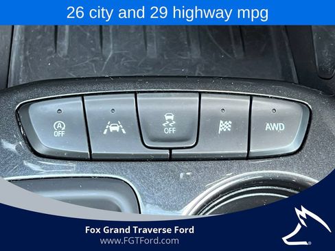 Used 2025 Chevrolet TrailBlazer LT AWD/4WD image 27