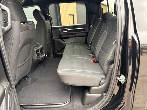 New 2026 RAM 1500 4x4 Crew Cab image 24