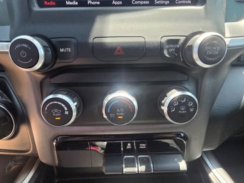 Used 2020 RAM 1500 Big Horn RWD image 20