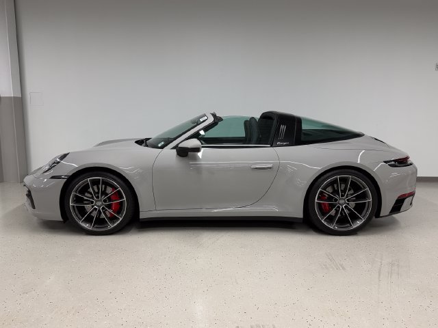 Certified 2024 Porsche 911 Targa 4S AWD/4WD image 2