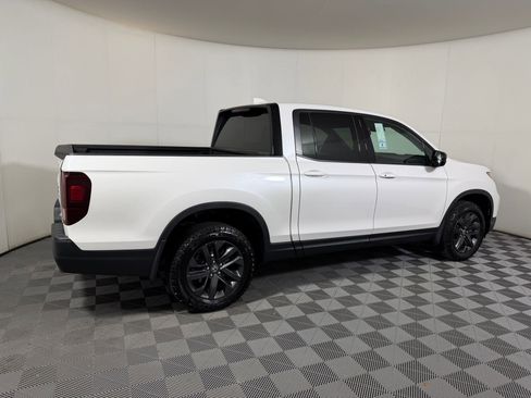 Certified 2025 Honda Ridgeline Sport image 7