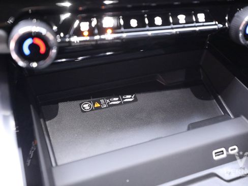 New 2026 Chevrolet Tahoe Premier image 26