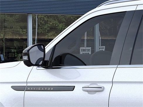 New 2026 Lincoln Navigator Black Label AWD/4WD image 20