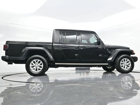 Used 2023 Jeep Gladiator Sport image 46