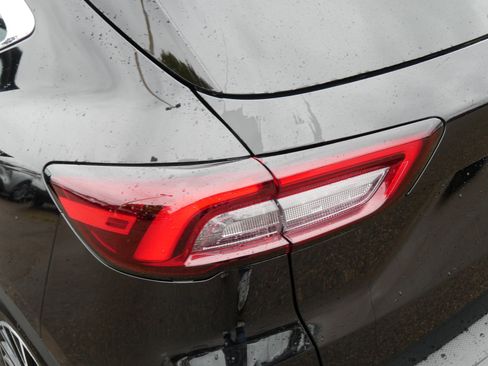 Used 2025 Ford Escape SE w/ PHEV Premium Package image 17