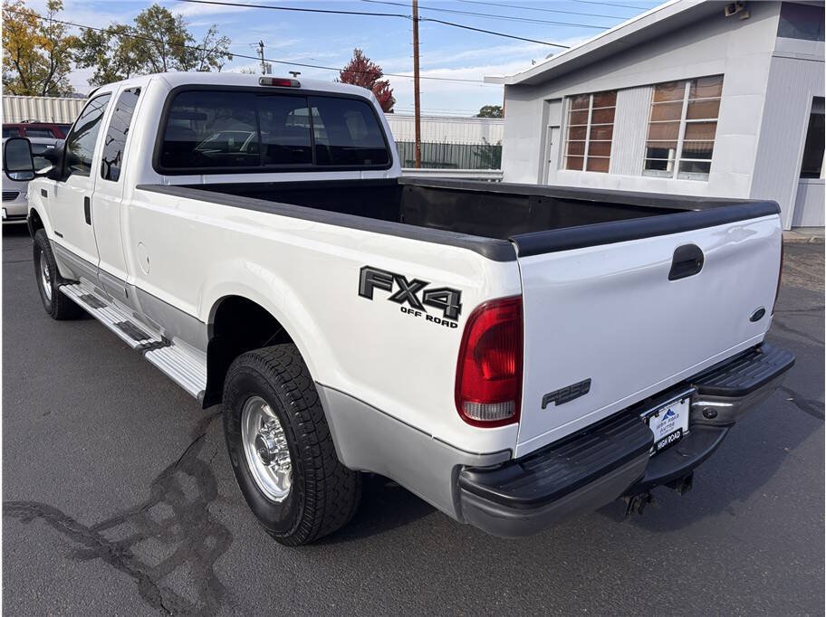 Used 2002 Ford F250 4x4 SuperCab Super Duty image 3
