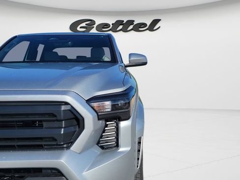 New 2026 Toyota Tacoma SR5 RWD image 9