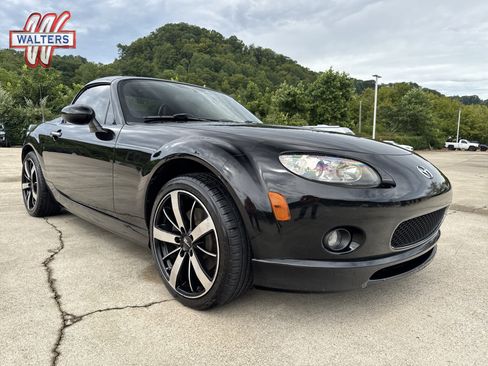 Used 2008 MAZDA MX-5 Miata Grand Touring w/ Premium Pkg RWD image 1
