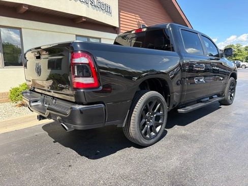 Used 2024 RAM 1500 Laramie AWD/4WD image 11