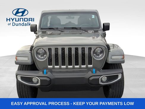 Used 2023 Jeep Wrangler Unlimited Sahara w/ Cold Weather Group image 11