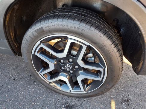 Used 2023 Honda Passport Elite image 14