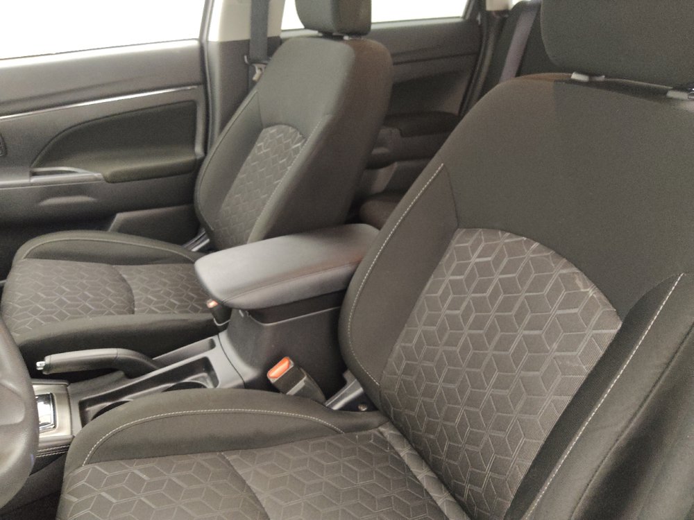 Used 2021 Mitsubishi Outlander Sport FWD image 17