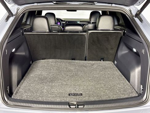 Certified 2024 Volkswagen Atlas Cross Sport SEL Premium R-Line image 21