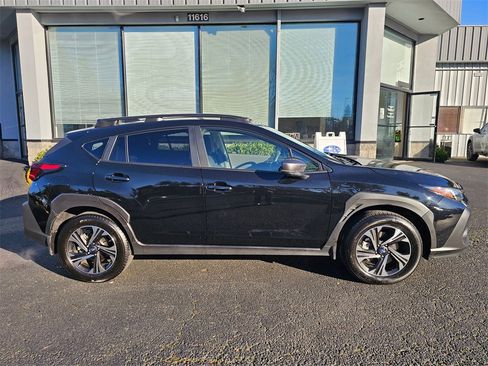 Used 2025 Subaru Crosstrek 2.0i Premium w/ Convenience Package #2 image 8
