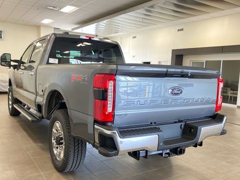 New 2026 Ford F250 Lariat w/ Chrome Package AWD/4WD image 5