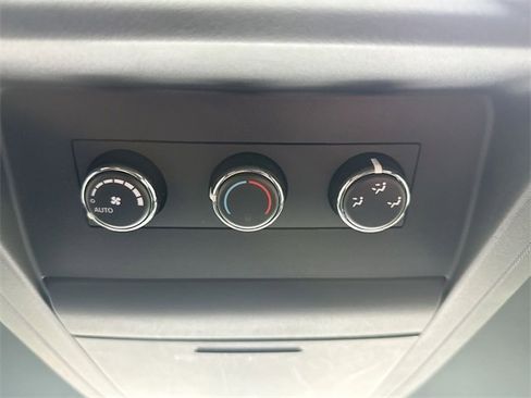 Used 2019 Dodge Grand Caravan GT image 24