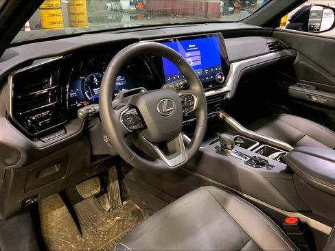 Used 2025 Lexus TX 350 Premium w/ Technology Package image 18