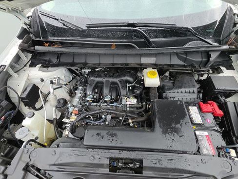Used 2025 Nissan Pathfinder SV FWD image 25
