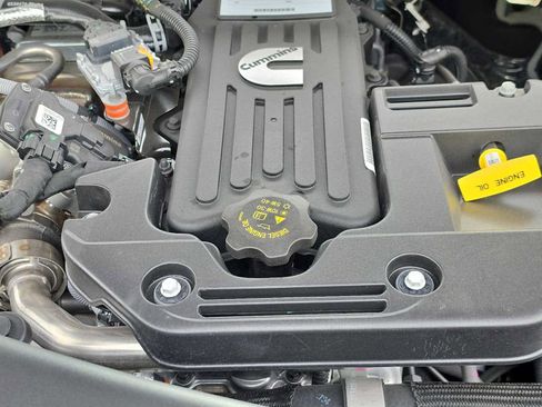 New 2026 RAM 2500 Big Horn AWD/4WD image 22