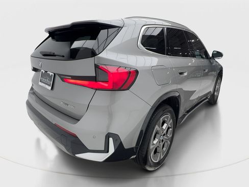 Used 2024 BMW X1 xDrive28i AWD/4WD image 7