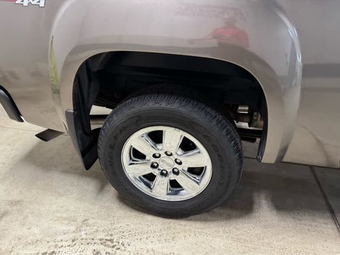 Used 2013 GMC Sierra 1500 SLT w/ SLT Convenience Package image 8