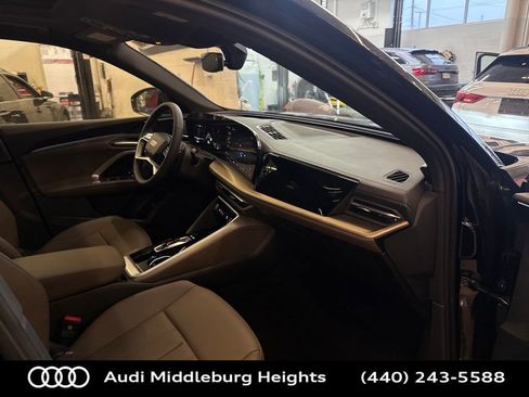 New 2025 Audi Q5 Premium image 25