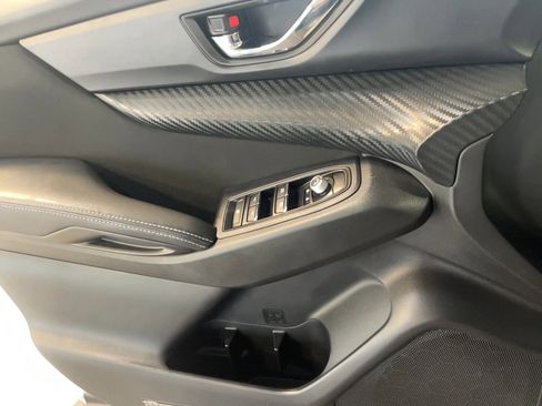 Used 2023 Subaru Ascent Premium image 11