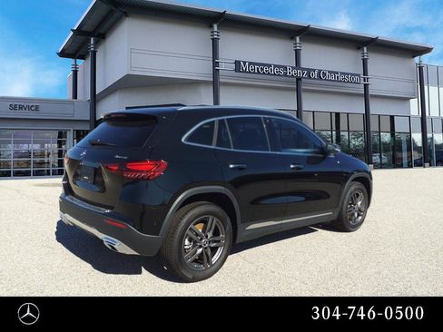 Used 2025 Mercedes-Benz GLA 250 4MATIC image 3