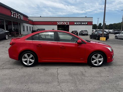 Used 2015 Chevrolet Cruze LT w/ Sun, Sound and Sport Package FWD image 2