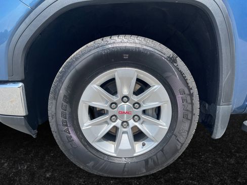 Used 2024 GMC Sierra 1500 Pro w/ Pro Value Package AWD/4WD image 15