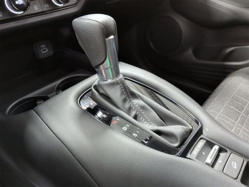 Used 2023 Honda HR-V LX image 31