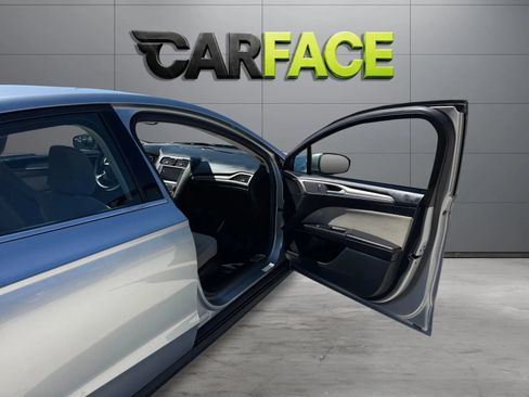 Used 2020 Ford Fusion S FWD image 11