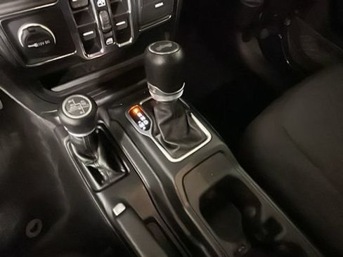 Used 2023 Jeep Wrangler Unlimited w/ 8.4" Radio Group AWD/4WD image 20