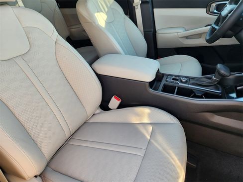 New 2026 Kia Sorento S image 10