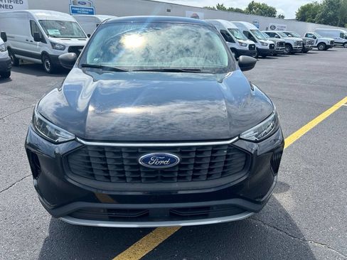 Used 2023 Ford Escape Active AWD/4WD image 2
