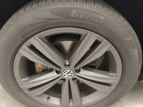 Used 2021 Volkswagen Atlas SE w/ Panoramic Sunroof Package FWD image 31