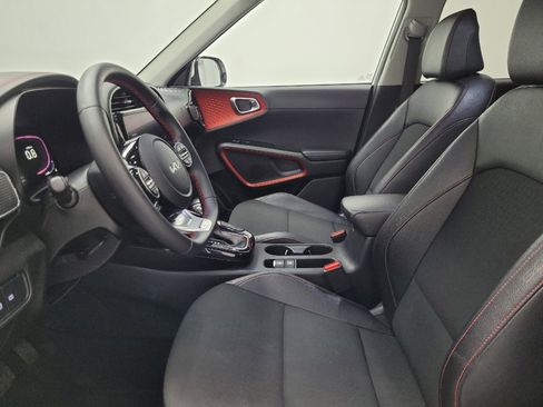 Used 2023 Kia Soul GT-Line w/ GT-Line Technology Package image 17