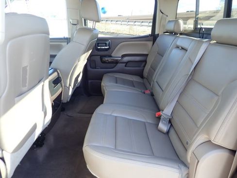 Used 2015 GMC Sierra 2500 Denali w/ Duramax Plus Package image 6