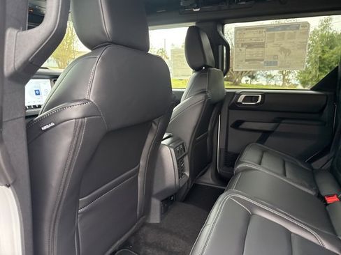 New 2025 Ford Bronco Outer Banks w/ Sasquatch Package image 43