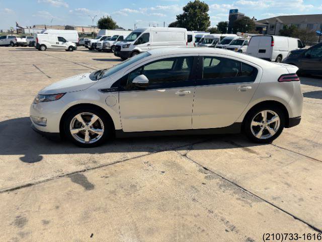 Used 2013 Chevrolet Volt Premium w/ Premium Trim Package FWD image 4