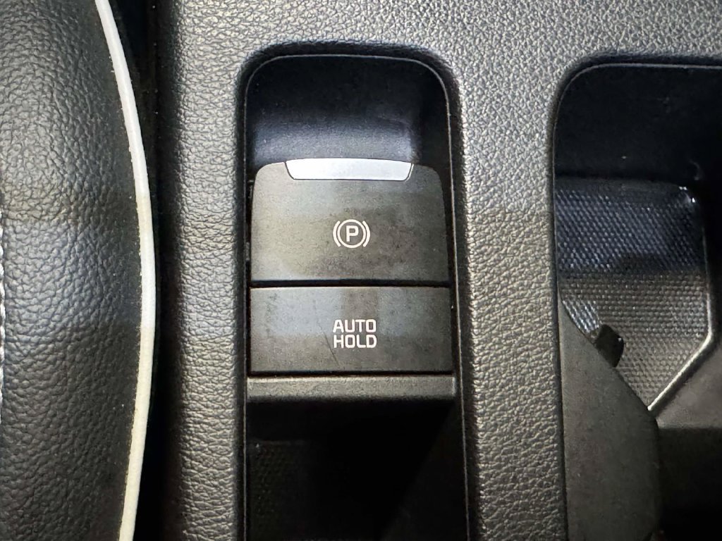 Used 2023 Kia Forte GT-Line w/ GT-Line Premium Package FWD image 27