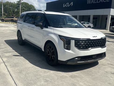 New 2026 Kia Carnival SX FWD image 4