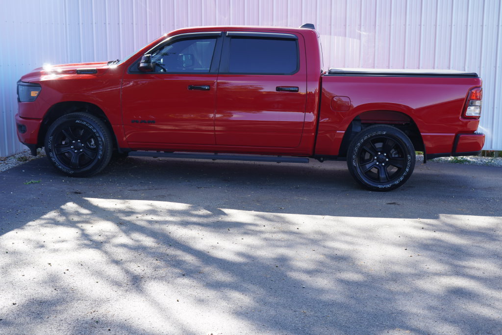 Used 2024 RAM 1500 Big Horn AWD/4WD image 3