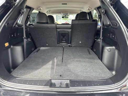 Used 2024 Mitsubishi Outlander FWD image 5