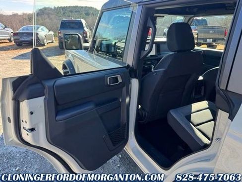 New 2025 Ford Bronco 4-Door AWD/4WD image 13