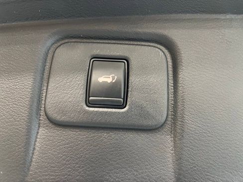 Used 2024 Nissan Murano SL image 30