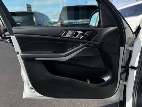 Used 2023 BMW X5 xDrive40i image 19