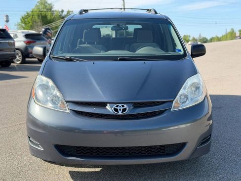 Used 2008 Toyota Sienna LE FWD image 11